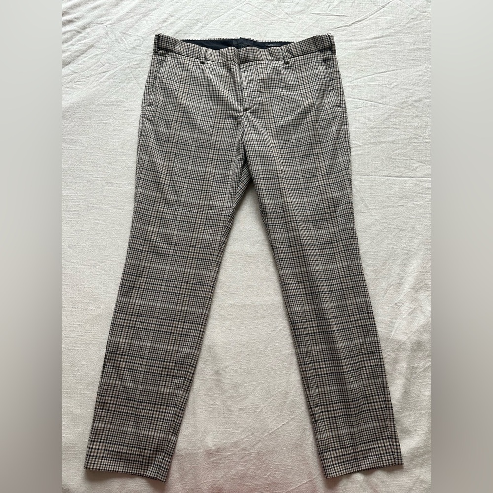Men’s plaid pants
